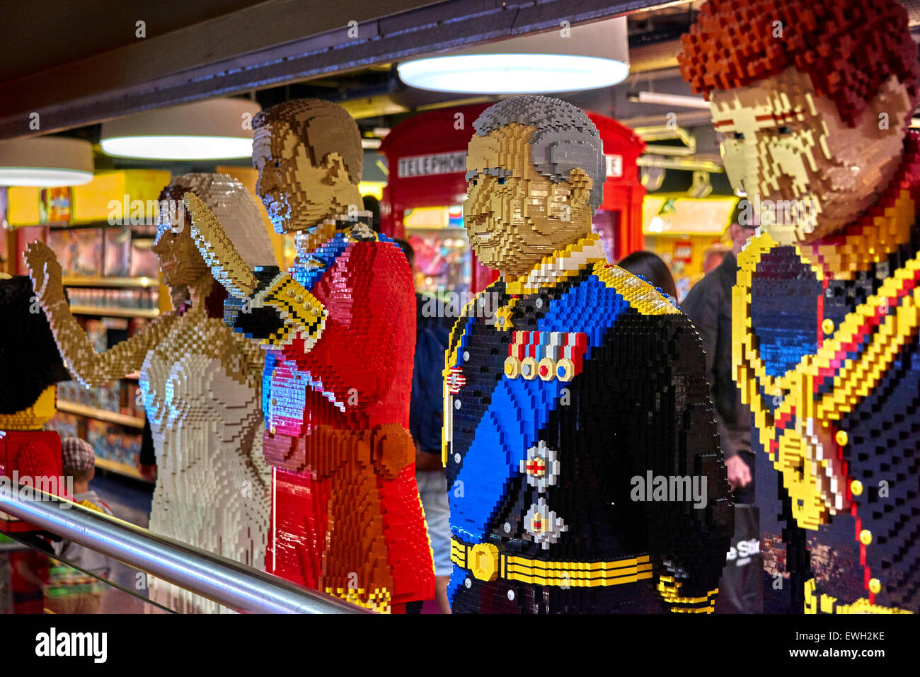 Hamleys en Londres es la más antigua juguetería en el mundo en el mundo y  uno de los más conocidos minoristas de juguetes Fotografía de stock - Alamy