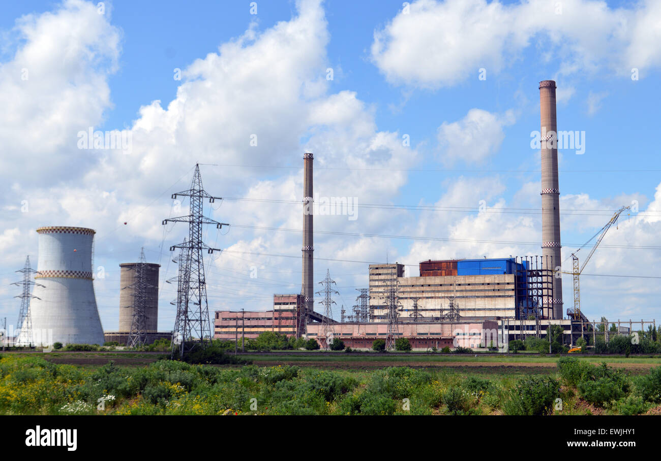 Estación de energía térmica, Arad, Rumania Foto de stock