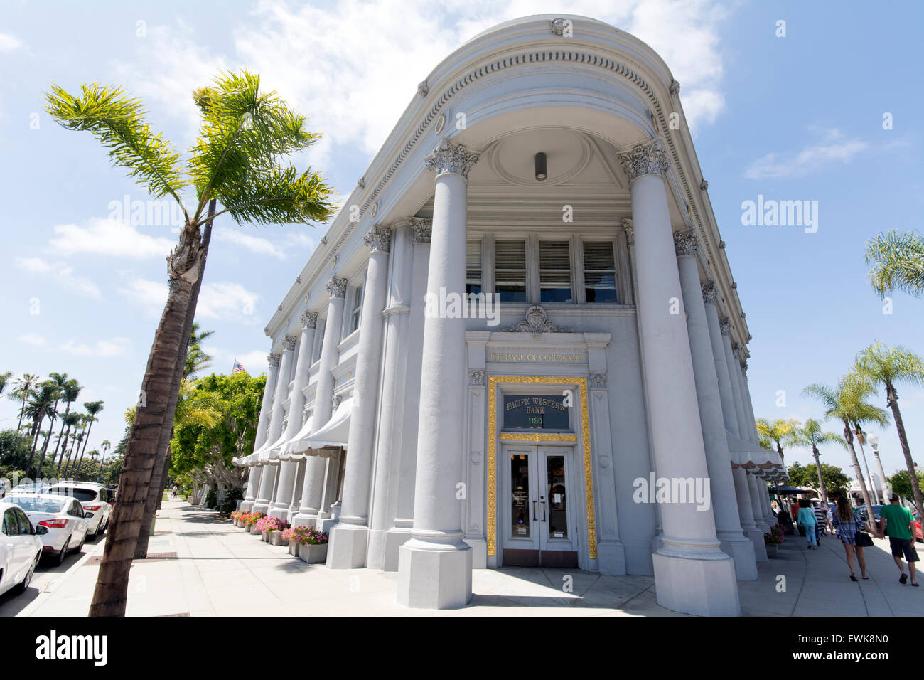 El histórico edificio en el banco occidental del Pacífico Coronade, San  Diego Fotografía de stock - Alamy