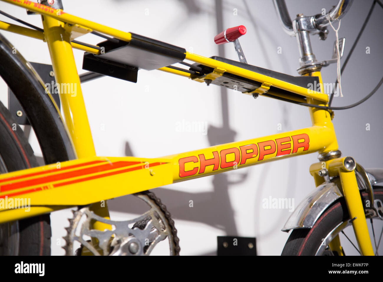 Raleigh Chopper bicicleta bicicleta retro vintage en el Museo del  Transporte de Coventry Fotografía de stock - Alamy