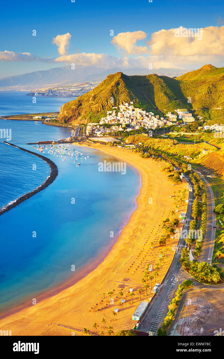 Playa de las Teresitas y San Andrés, Santa Cruz de Tenerife, Islas Canarias, España Foto de stock