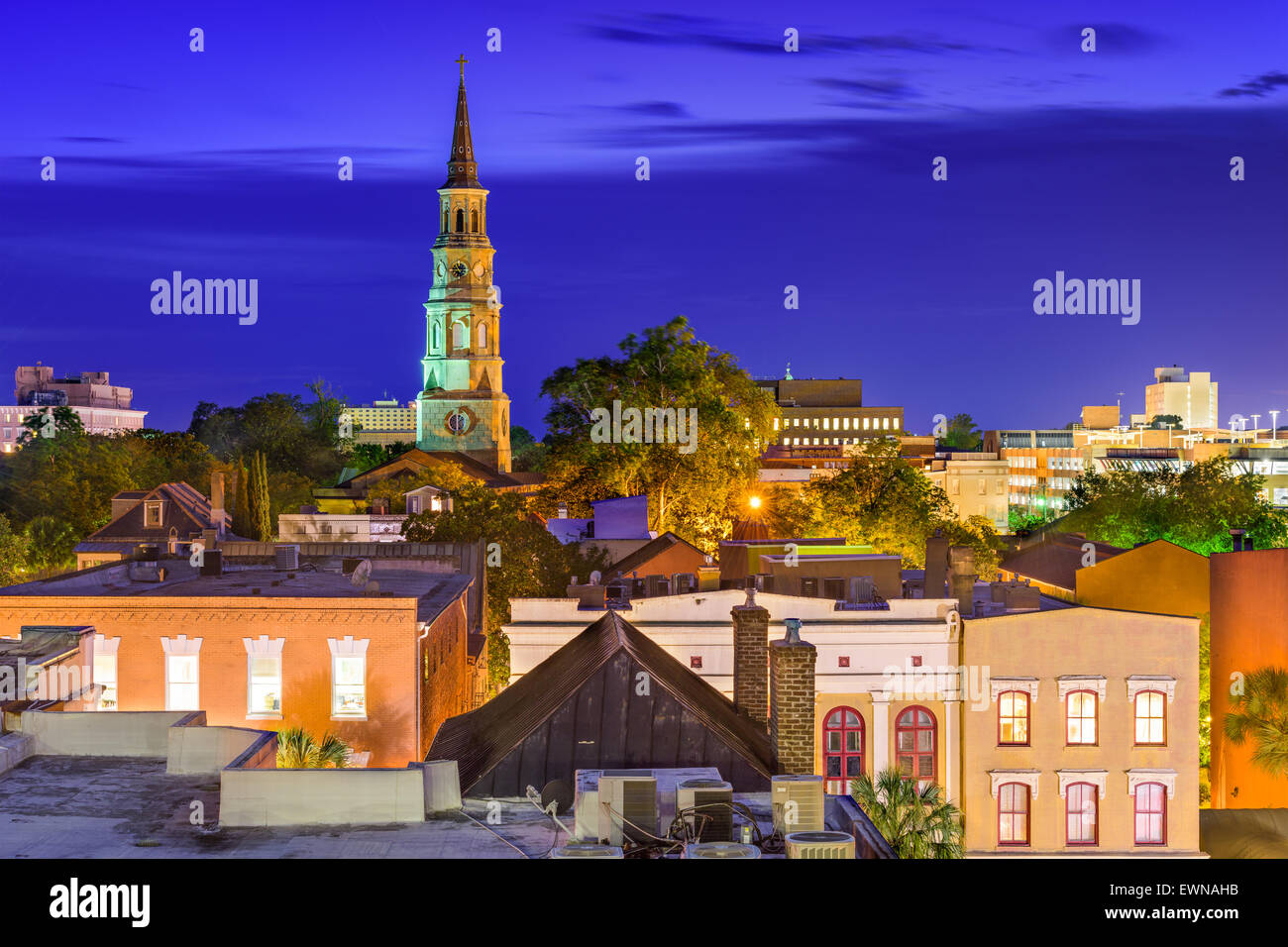 Charleston, Carolina del Sur, EE.UU., el horizonte de la ciudad. Foto de stock