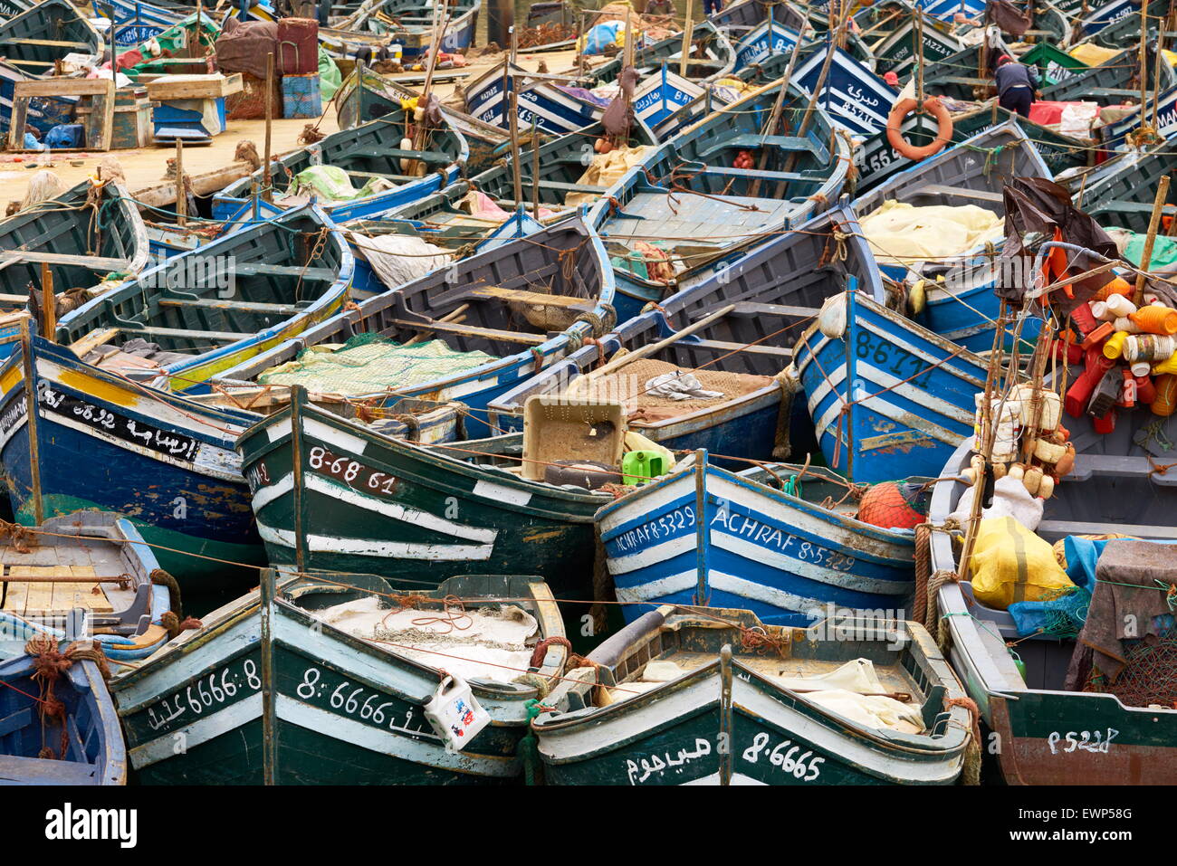 Agadir, barcos de pesca en Puerto Viejo. Marruecos Foto de stock