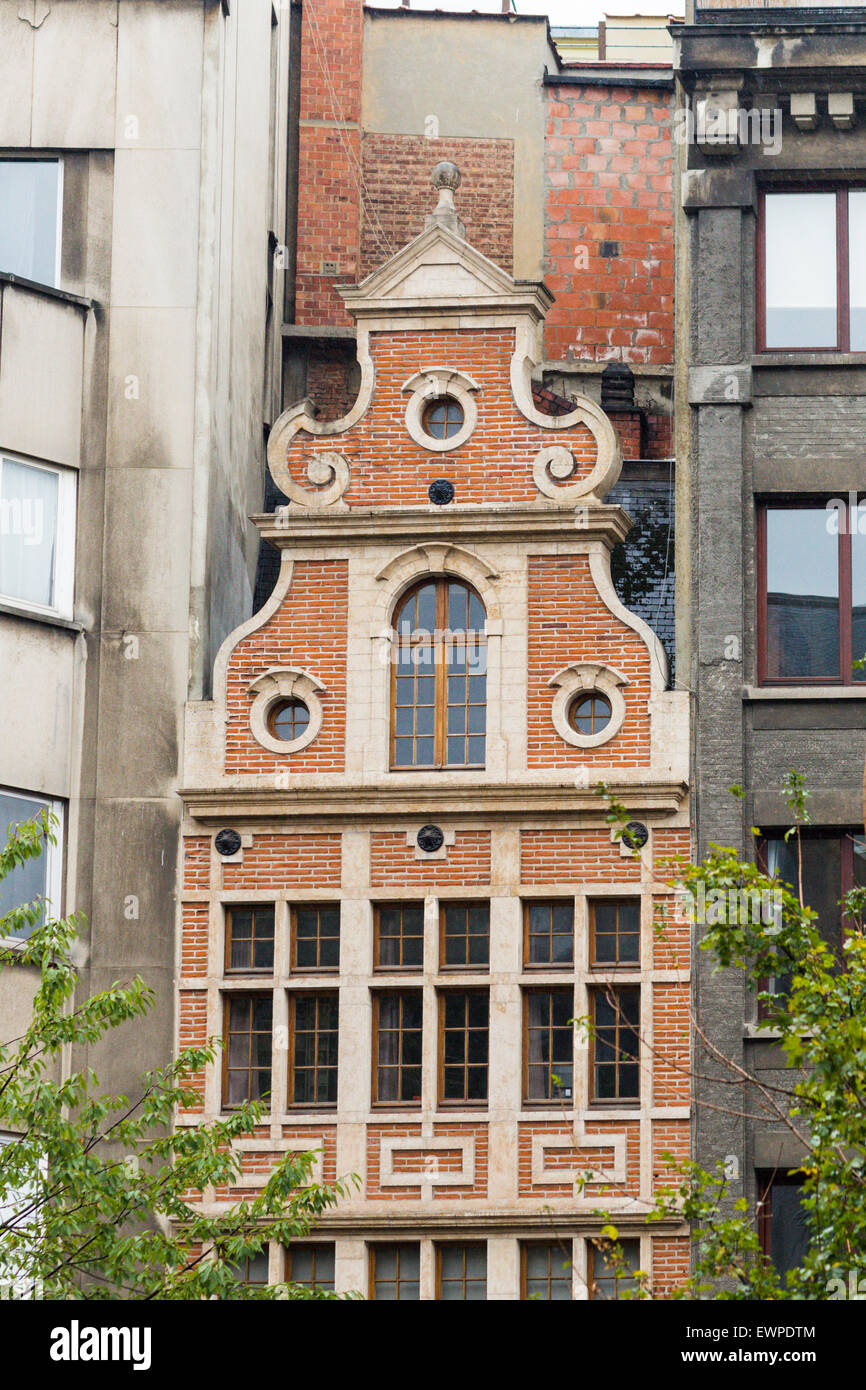 Viejos y nuevos edificios, Bruselas, Bélgica Foto de stock