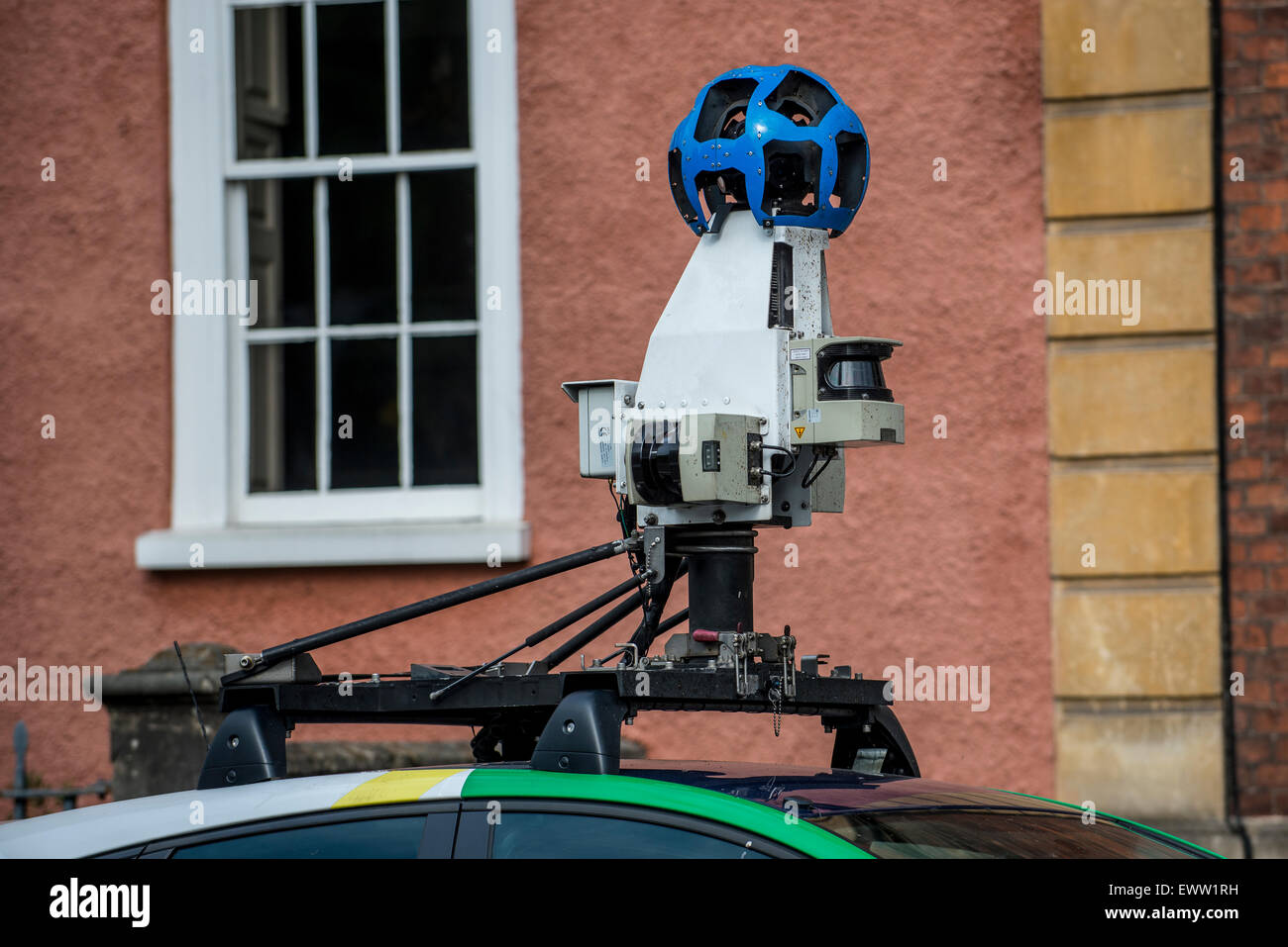 Google Street View coche con una cámara 360 adjunta a la parte superior en  Kingston, Ontario el martes, 17 de noviembre de 2020 Fotografía de stock -  Alamy