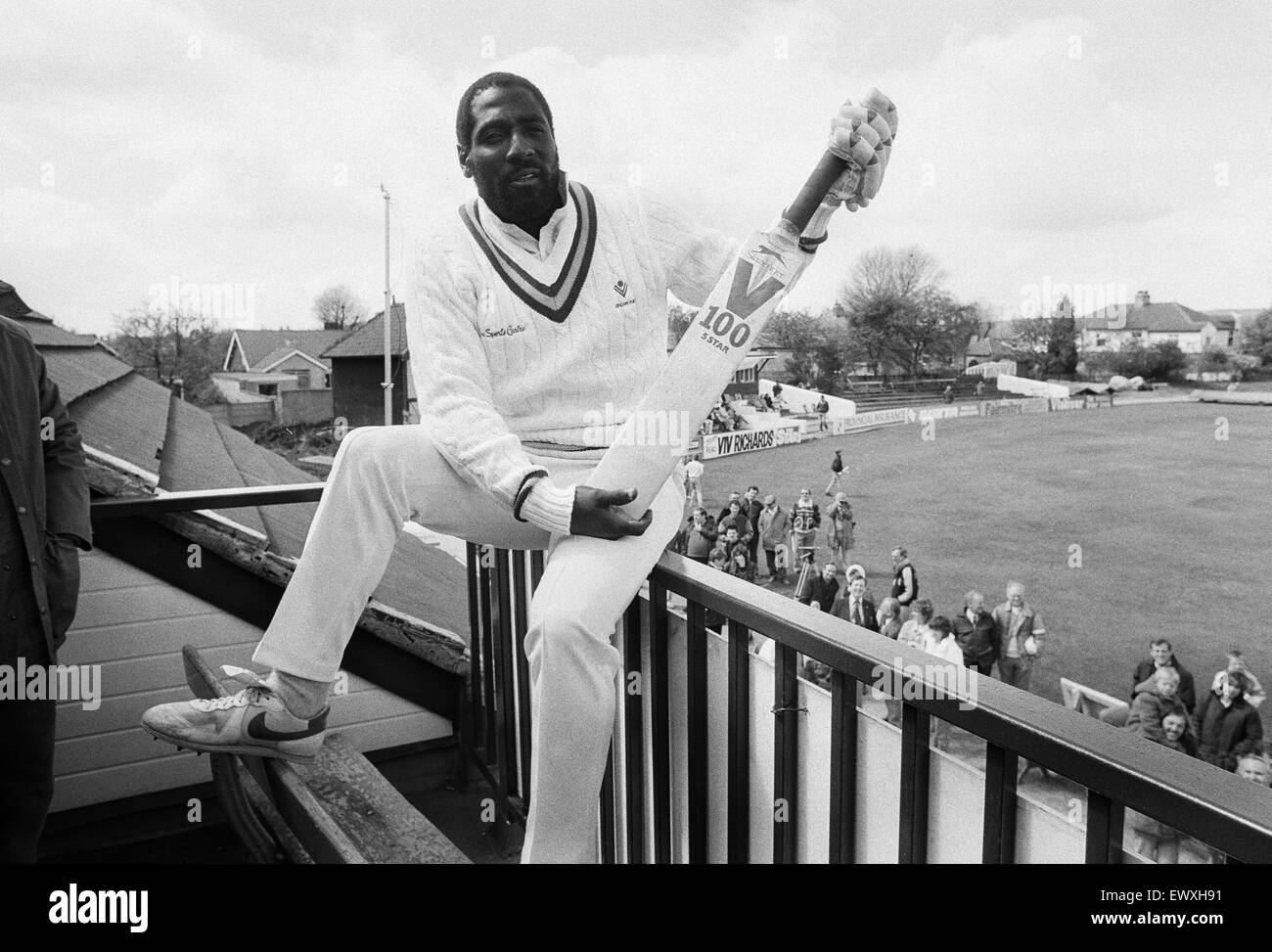 West Indies cricketer Richards en Riston County Cricket Club donde pasó la temporada 1987 de la Liga de Lancashire jugando como profesional del club tras su despido de Somerset. Fue en preparación para la visita de las Indias Occidentales en la temporada siguiente. Foto de stock