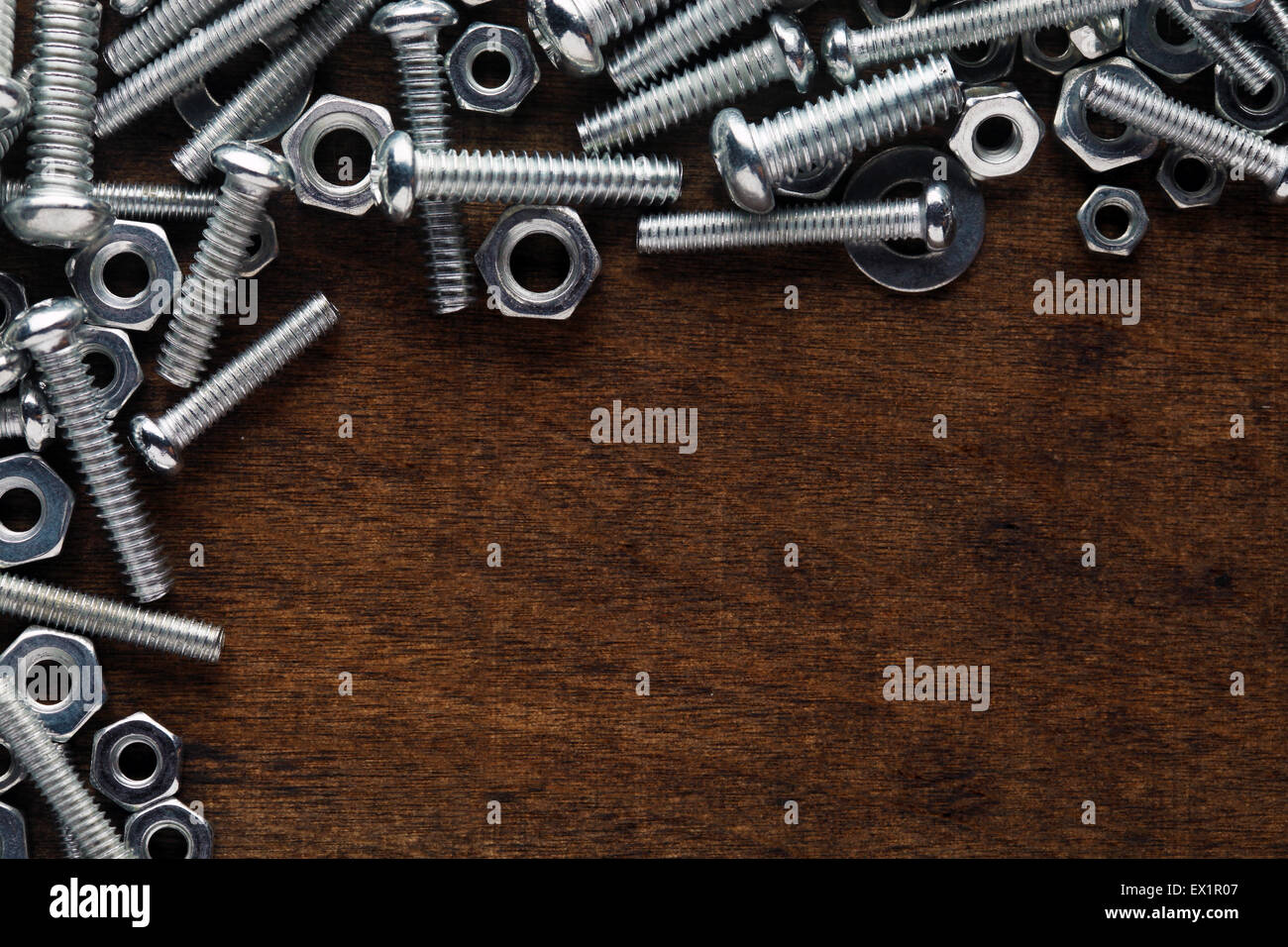 Tuercas y tornillos fotografías e imágenes de alta resolución Alamy