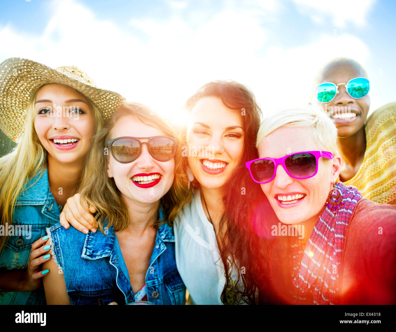 Novias amistad parte felicidad Concepto de verano Foto de stock