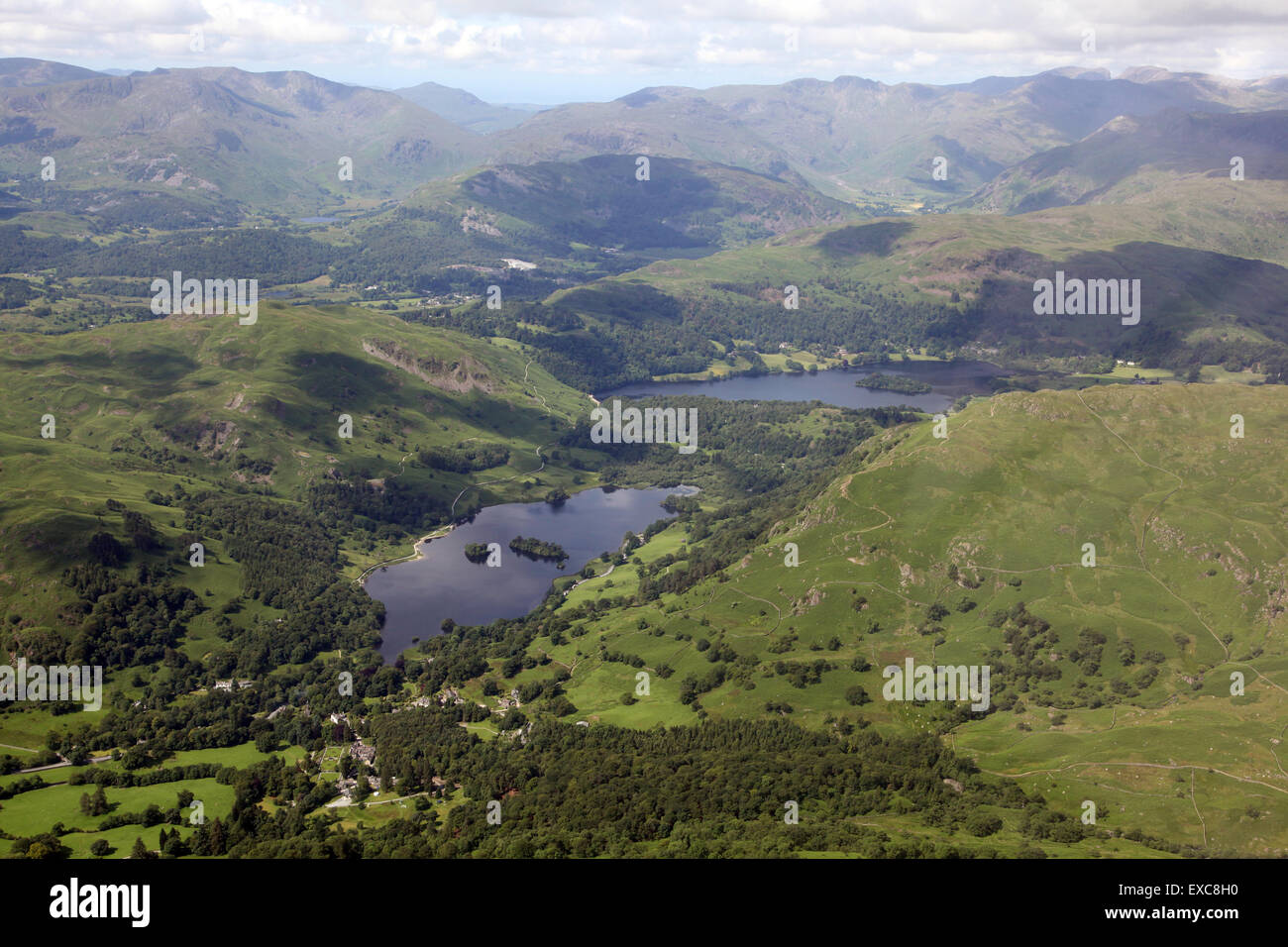 Vista aérea de Rydal Water & Grasmere en el Lake District, Cumbria, Reino Unido Foto de stock