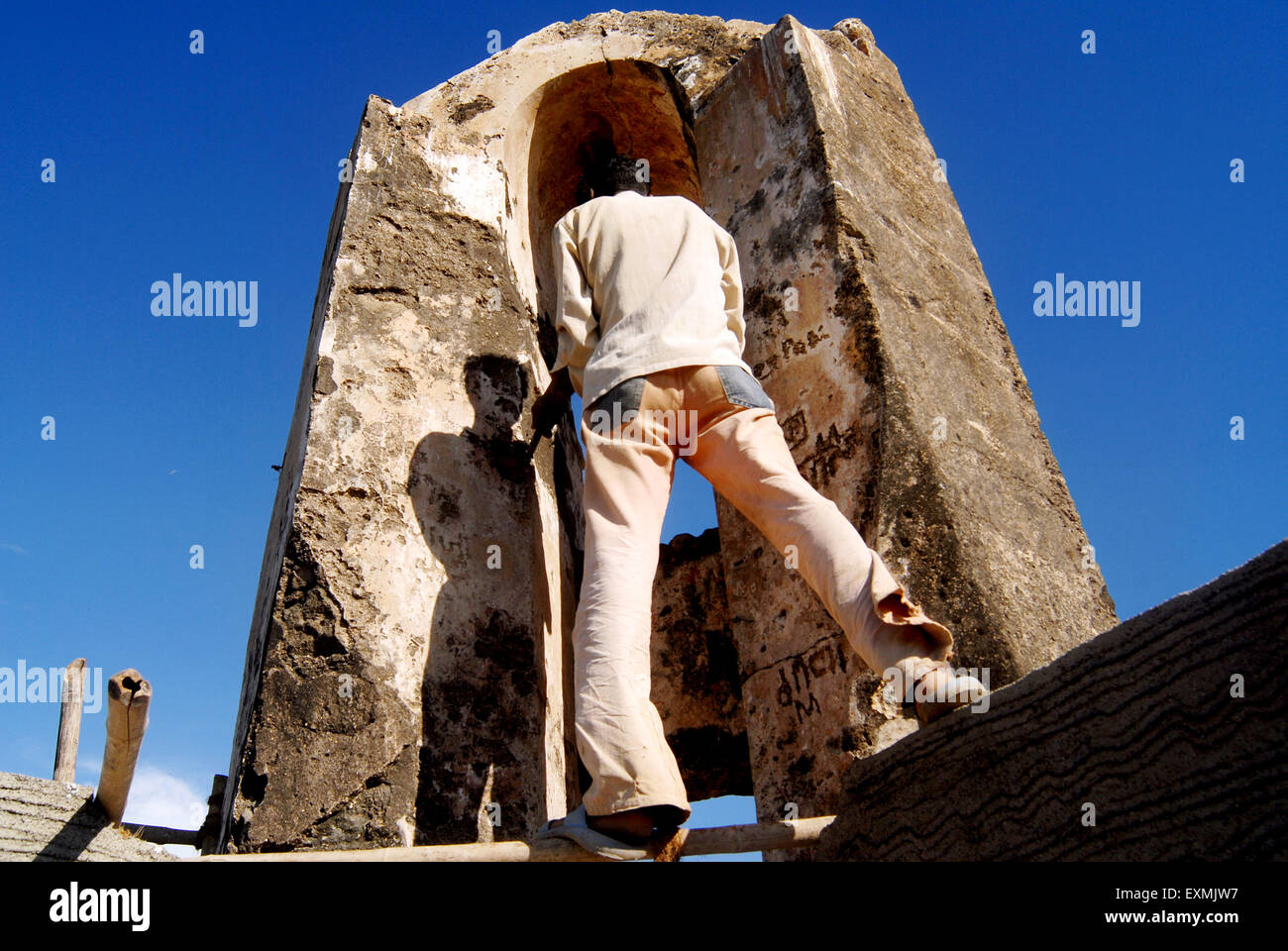 Worli Fort reparando la restauración, Worli, Bombay, Mumbai, Maharashtra, India, Asia Foto de stock