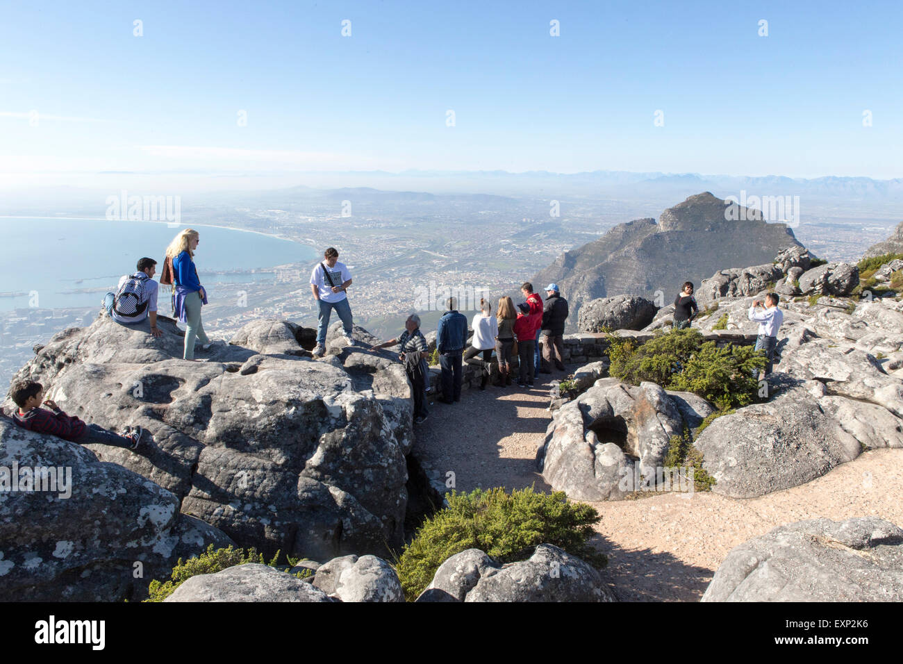 La cima de la Montaña de la Mesa , Ciudad del Cabo Foto de stock