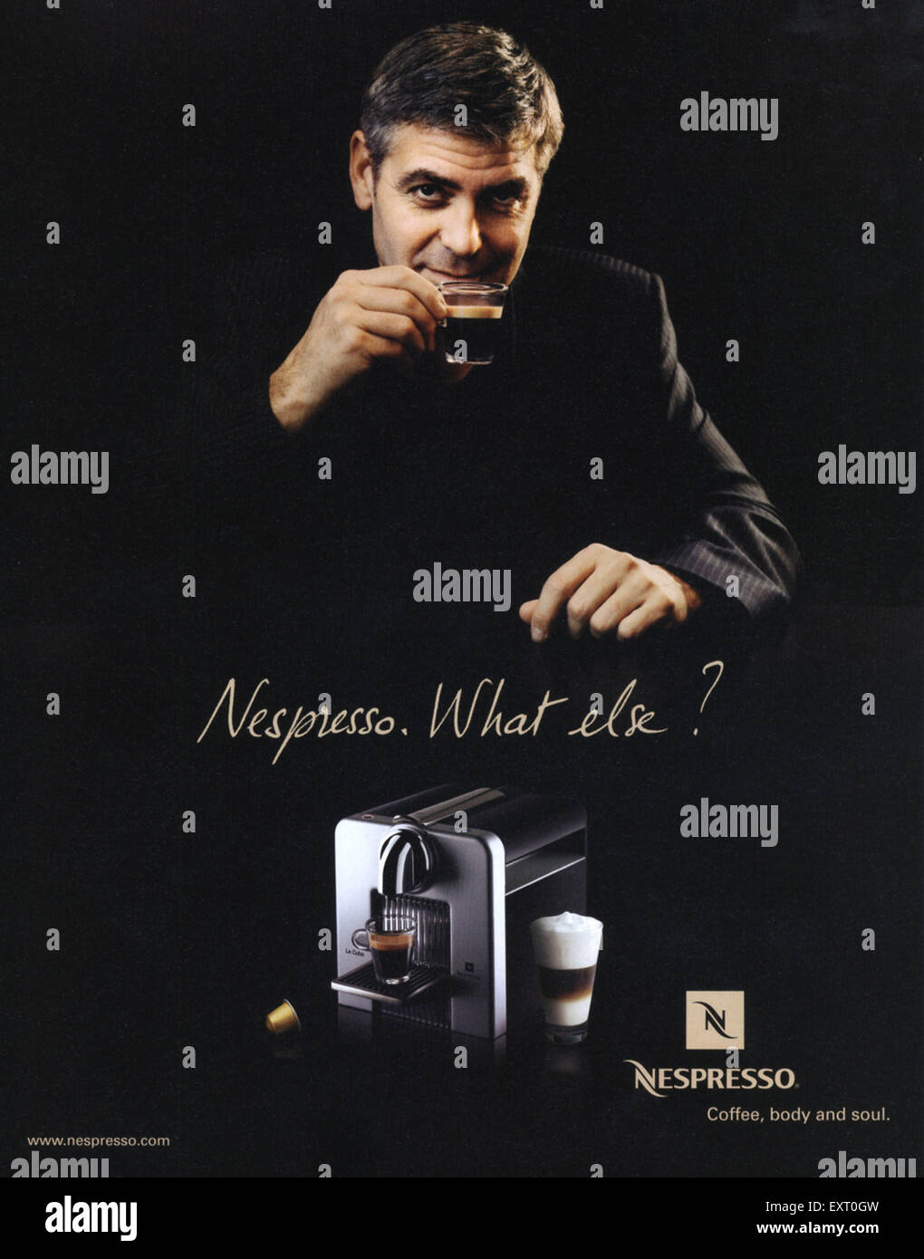 2000s UK Nespresso Magazine anuncio Fotografía de stock - Alamy