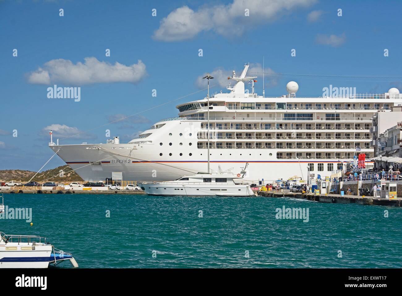 Crucero Europa 2, en el puerto de Agios Nikolaos, Creta, Grecia, Europa Foto de stock