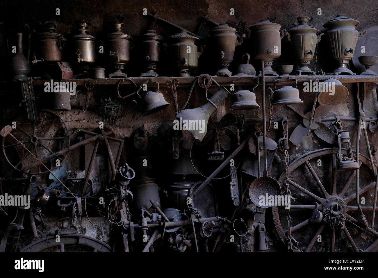 Un taller de cobre en Azerbaiyán Foto de stock