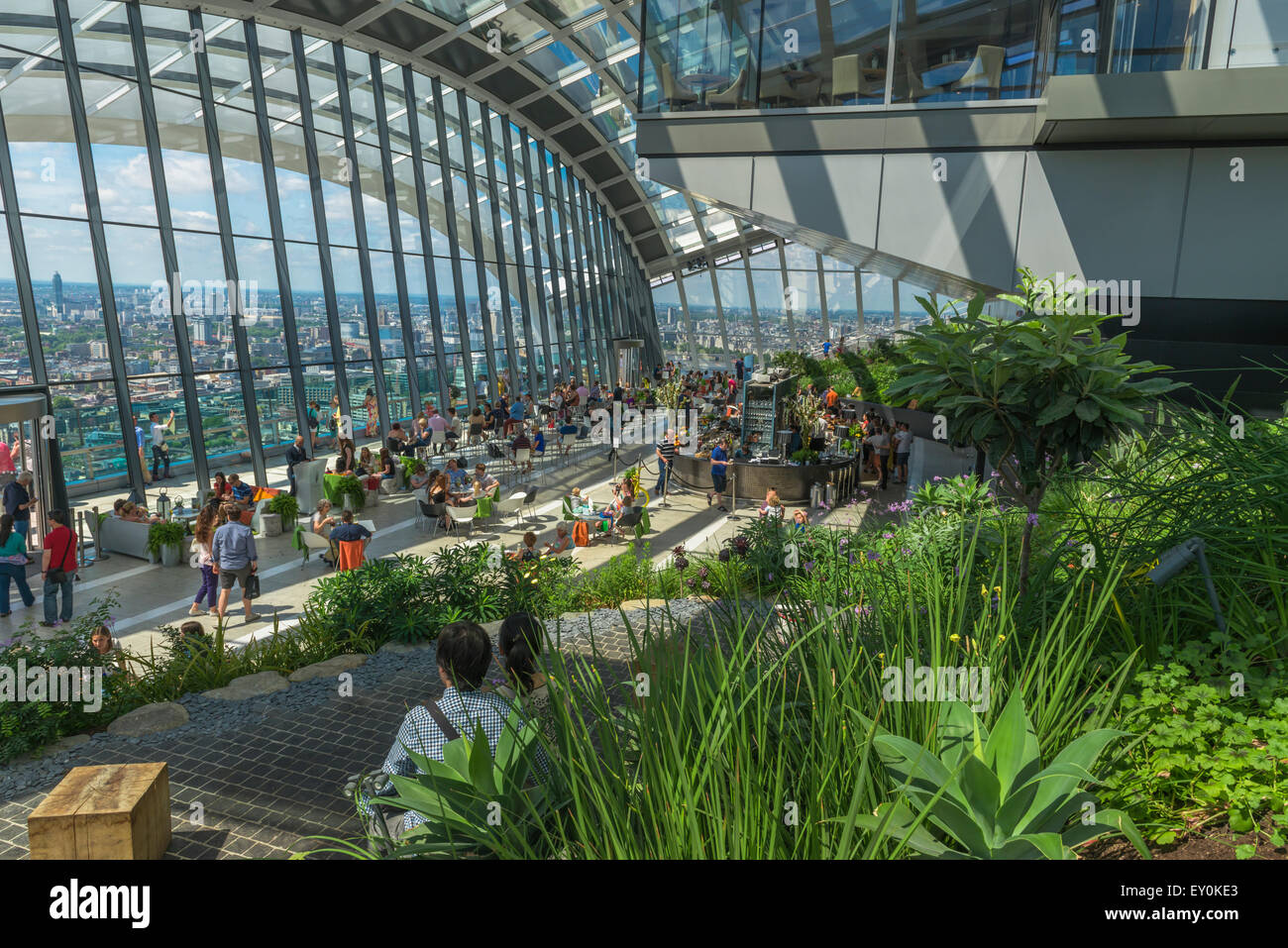 El Sky Garden, en el edificio de walkie talkie, Londres, Reino Unido  Fotografía de stock - Alamy