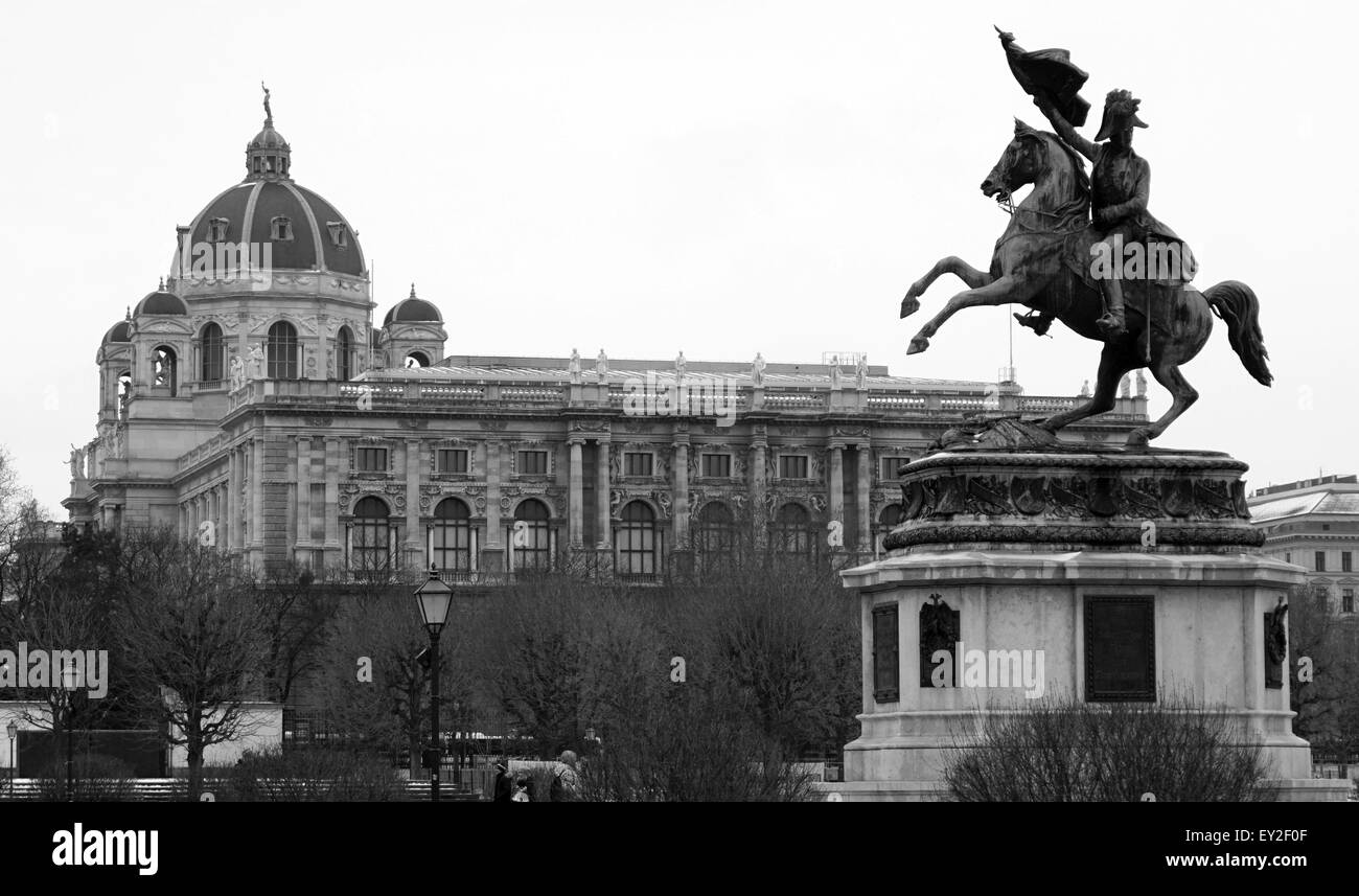 Monumento histórico en el Palacio Hofburg, Viena, Austria Foto de stock
