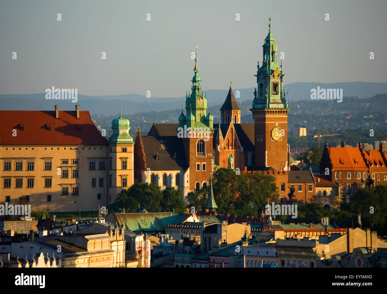 Polonia, Cracovia, la colina de Wawel desde lo alto Foto de stock