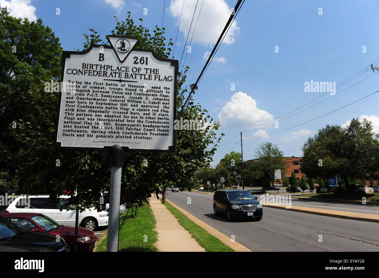 Ee.Uu. Virginia Fairfax City va aquí la primera bandera confederada se realizó por primera vez - Marcador histórico en la calle principal Foto de stock