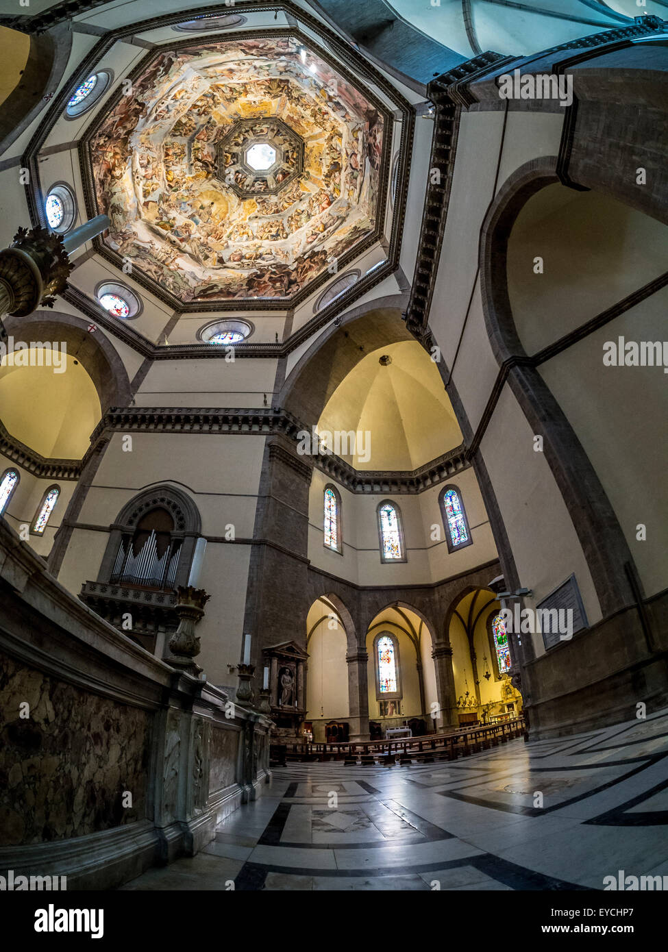 Interior de la catedral de Florencia, cúpula Brunelleschi. Pintado por