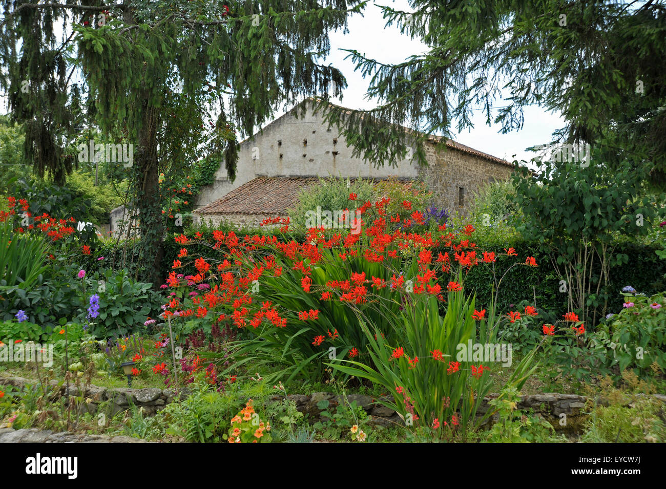 French Country Garden Foto de stock