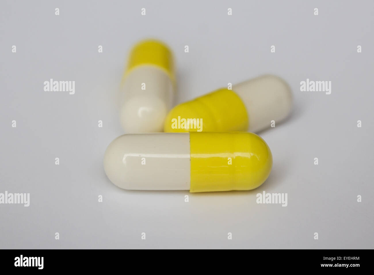 Las drogas, pastillas, cápsulas de cerca Foto de stock
