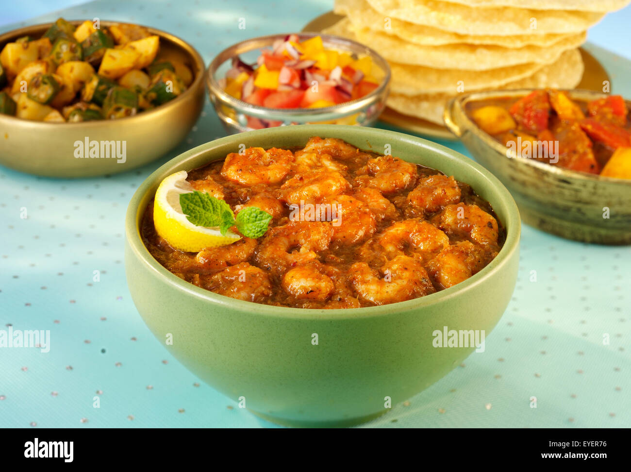 Cachemira indio/gambas camarones al curry de mariscos Foto de stock