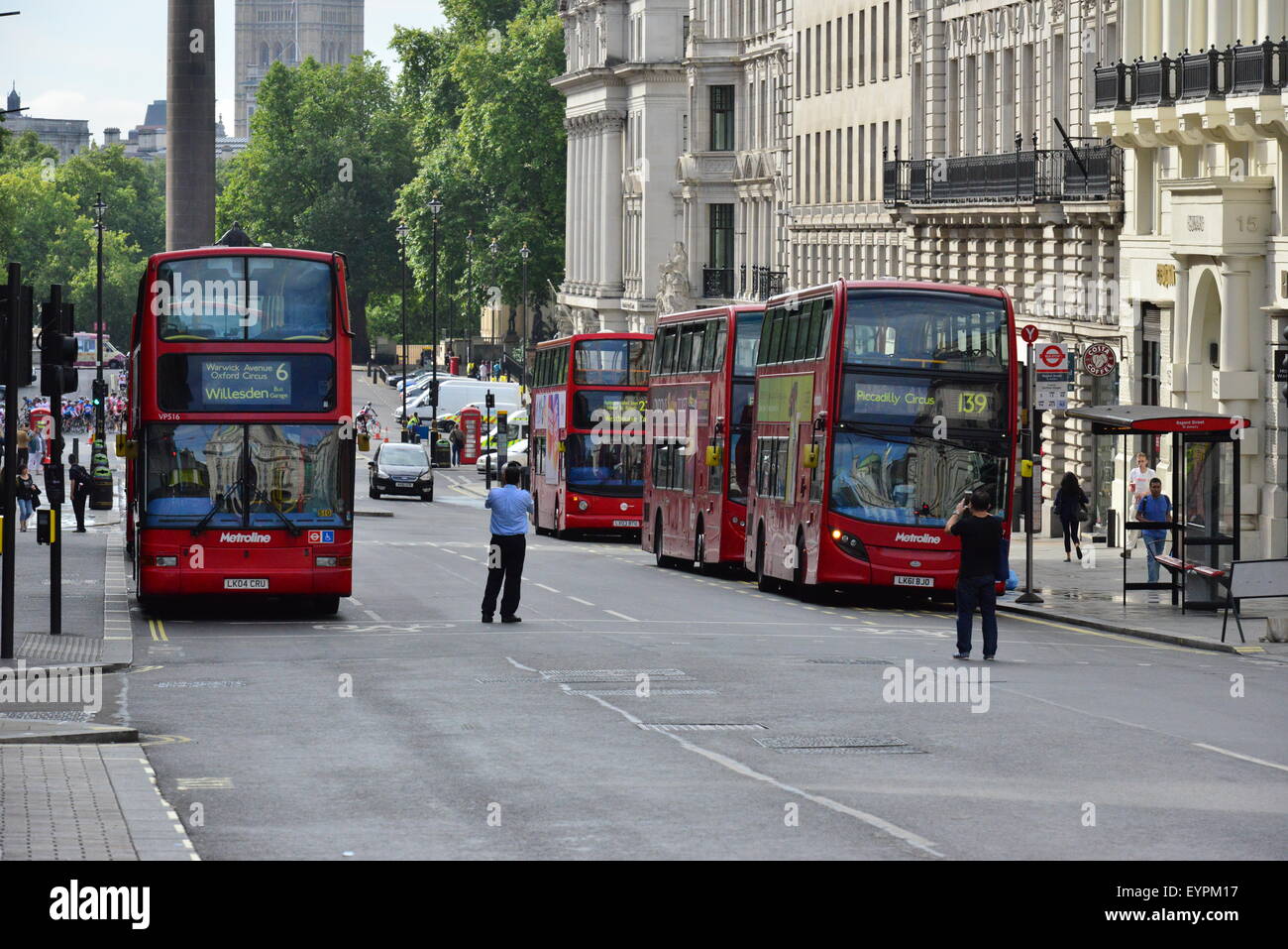 Autobuses en Londres Foto de stock