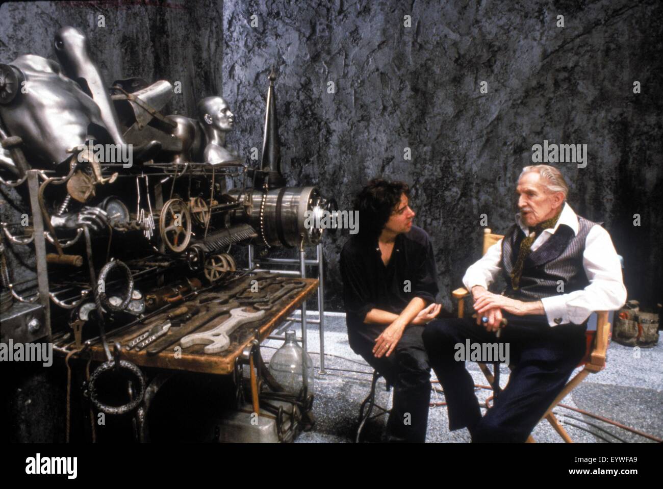 Eduardo Manostijeras ; Año : 1990 USA ; Director : Tim Burton ; de Tim  Burton, Vincent Price ; imágenes ; Foto: Zade Rosenthal Fotografía de stock  - Alamy