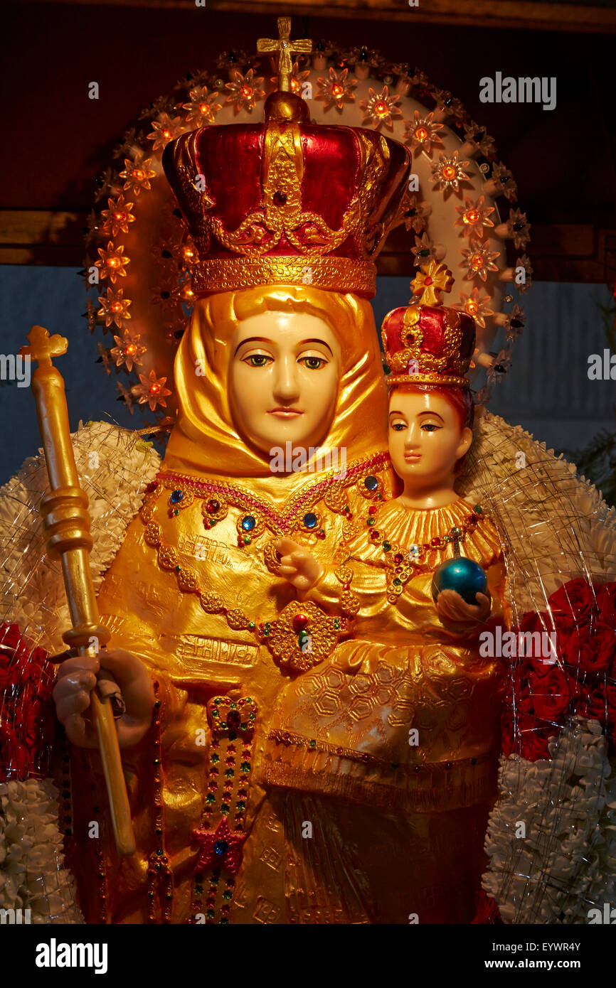 Estatua de Nuestra Señora de Velankanni, un cristiano santo Tamil, Antony, Hauts-de-Seine, Francia, Europa Foto de stock