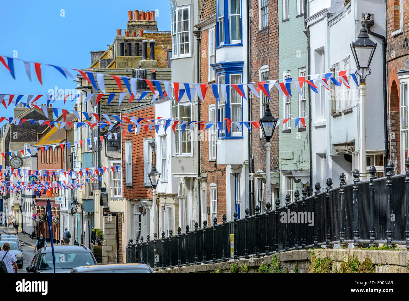 High Street, Old Town, Hastings, East Sussex, Reino Unido Foto de stock