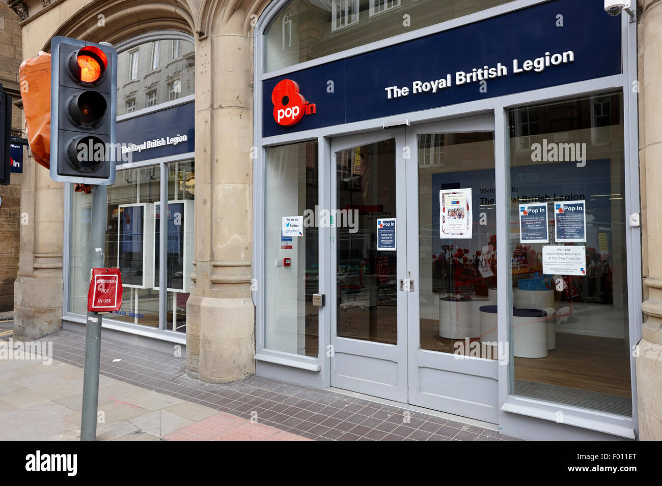 La Legión Real Británica caridad pop shop en Manchester, Inglaterra UK Foto de stock