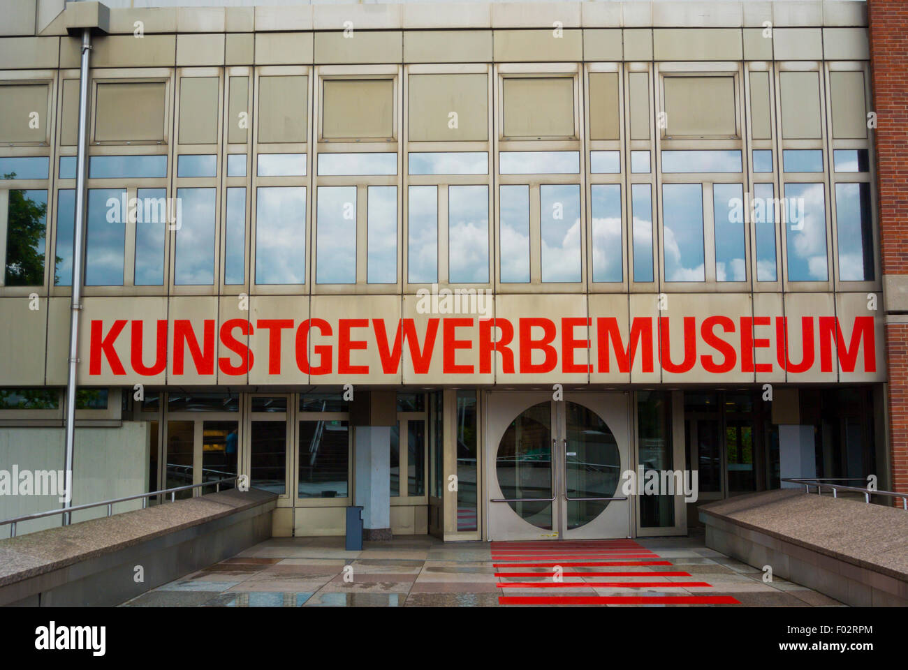 Kunstgewerbemuseum, Museo de Artes Decorativas, Matthäikirchplatz, Mitte,  Berlin, Alemania Fotografía de stock - Alamy