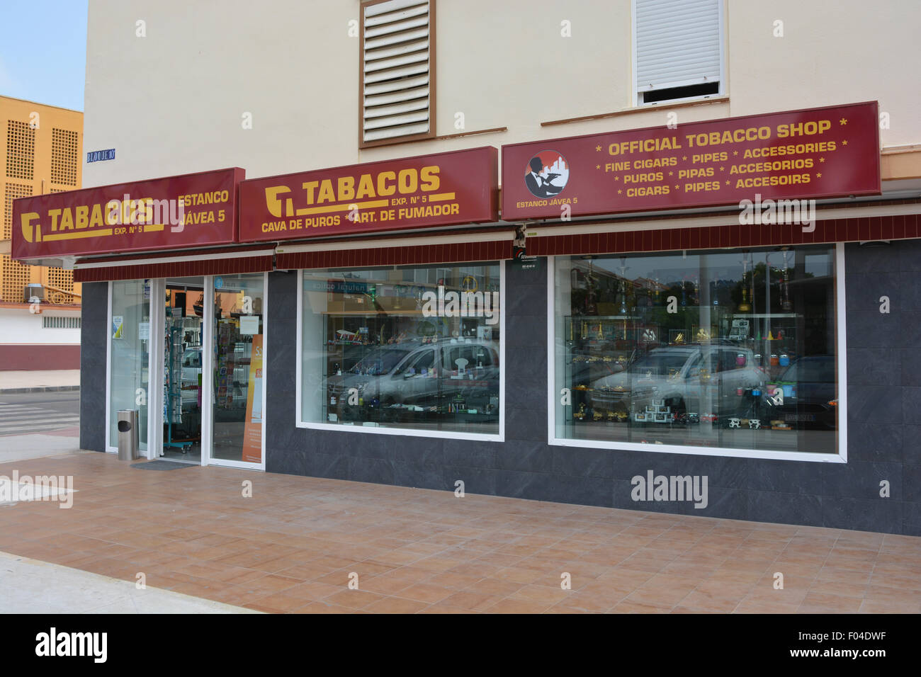Tabacos, estanco, tienda de tabaco, Oficial de España Fotografía de