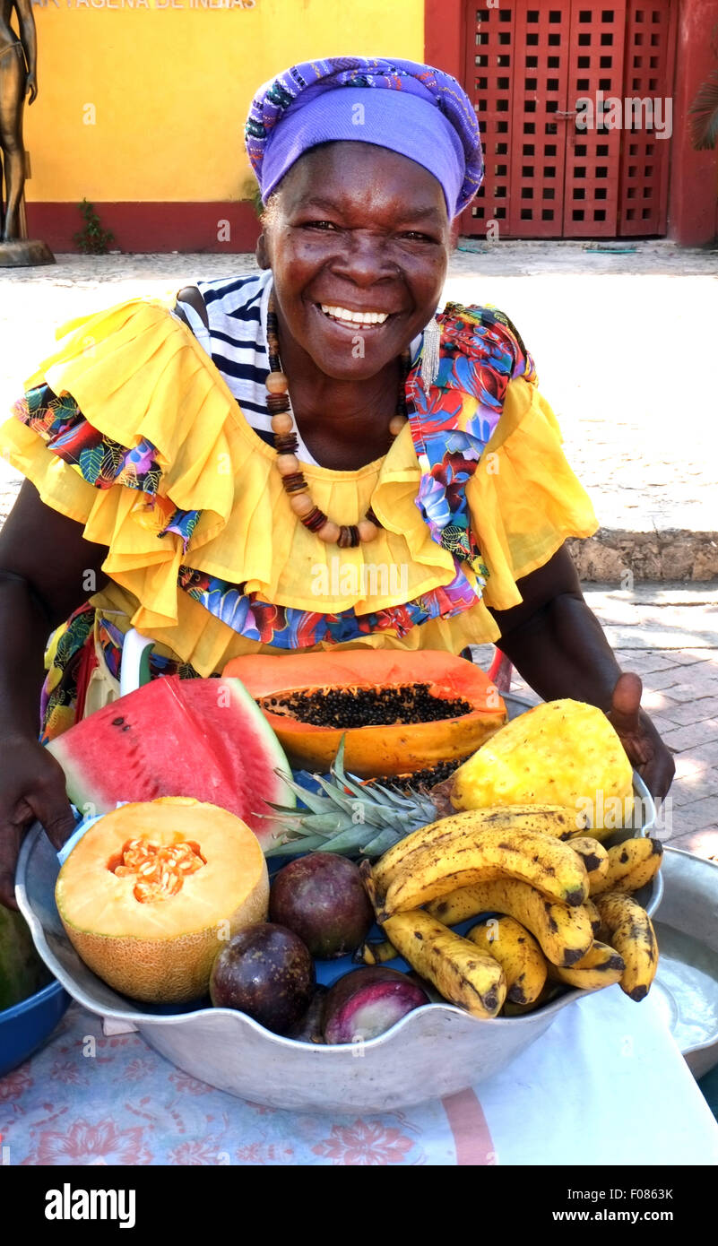 Caribe Cartagena VENDEDOR,fruta,COLUMBIA Foto de stock