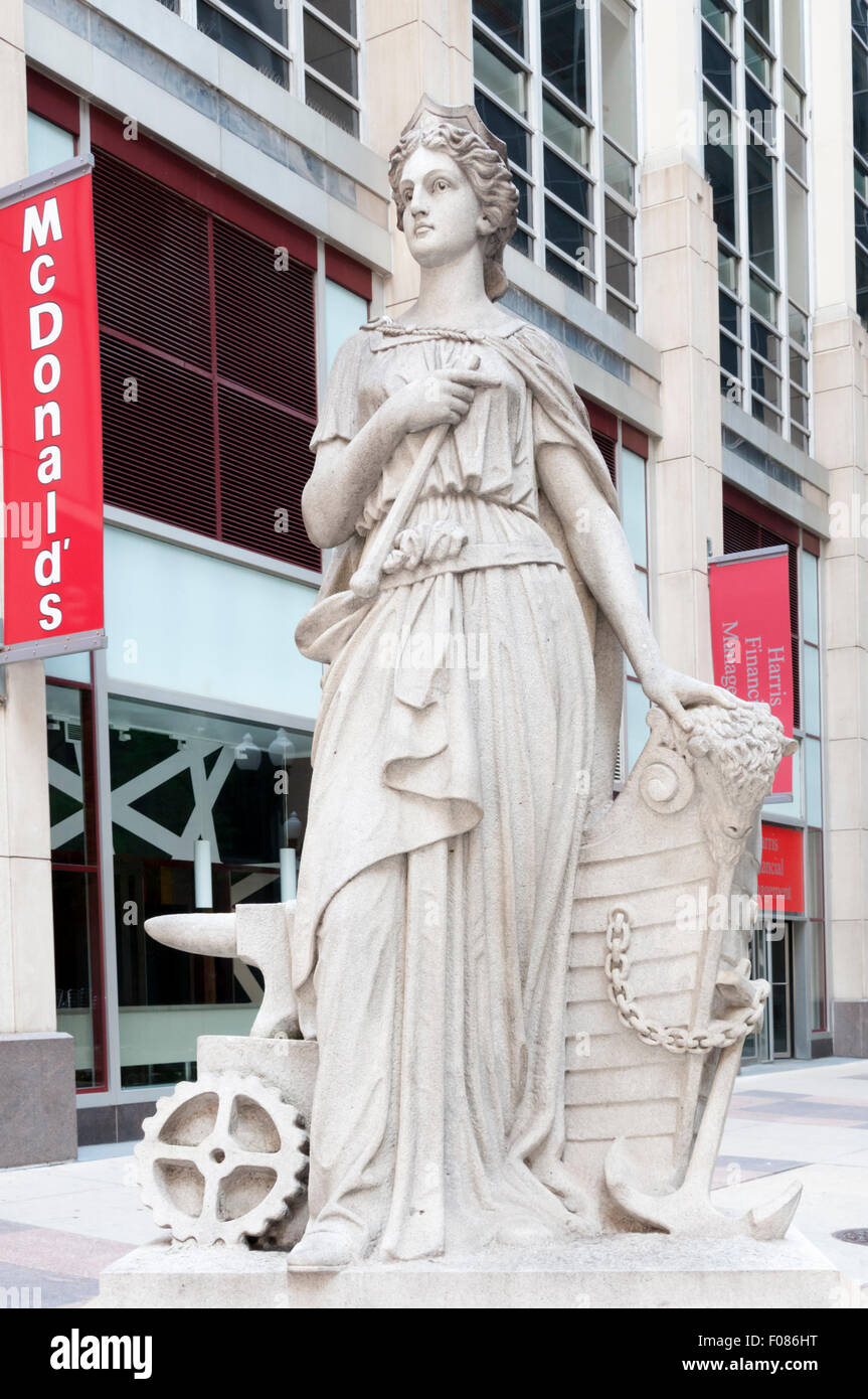 Estatua que simboliza la industria, que originalmente se encontraba en la entrada a la Junta de Comercio de Chicago. Foto de stock