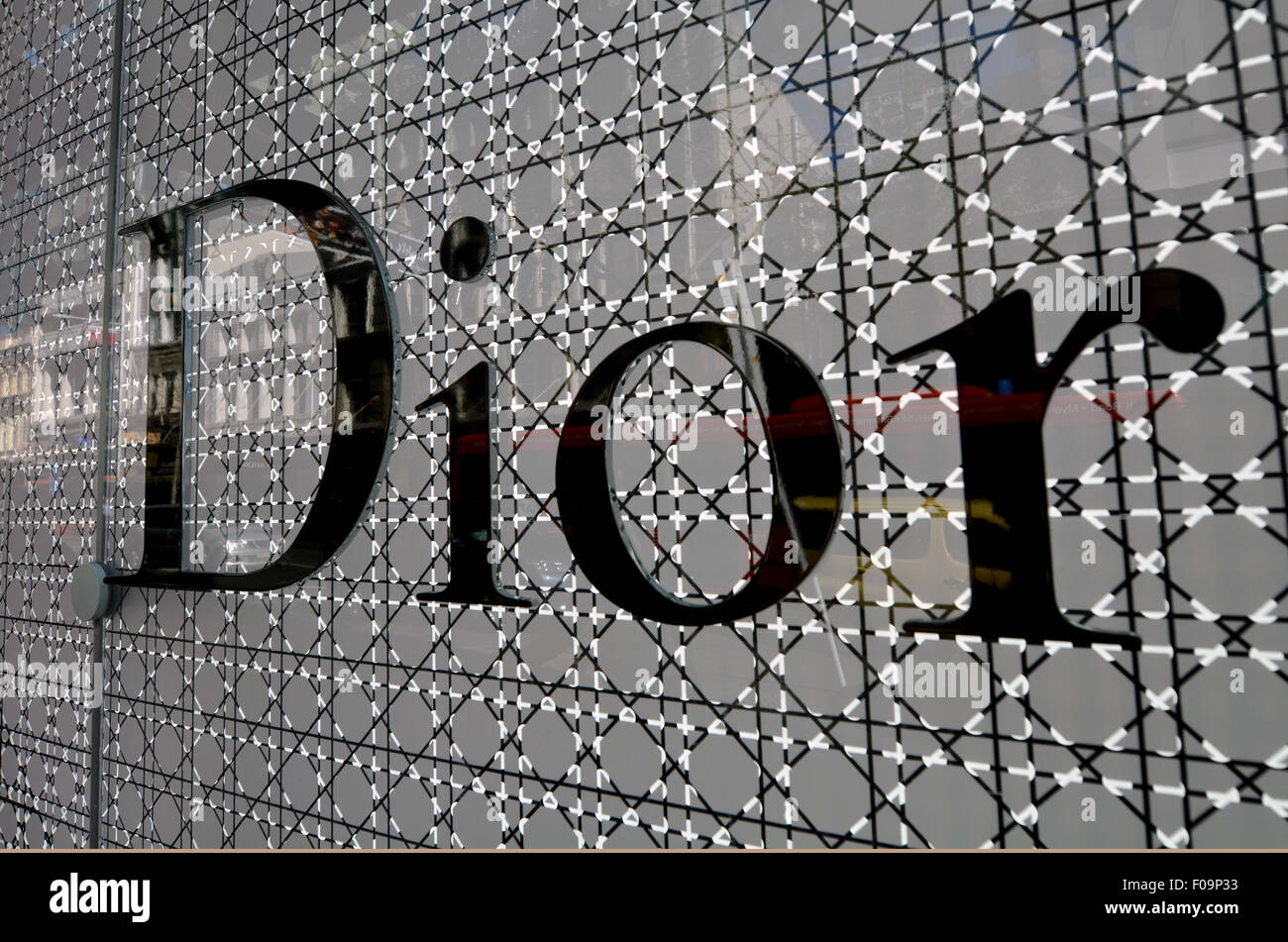 Auckland 10 Aug 2015 Cerca Del Logotipo De La Marca Dior Fundada
