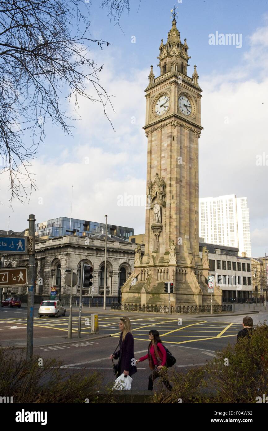 Vista de el Albert Memorial Clock en Belfast, Irlanda del Norte Foto de stock