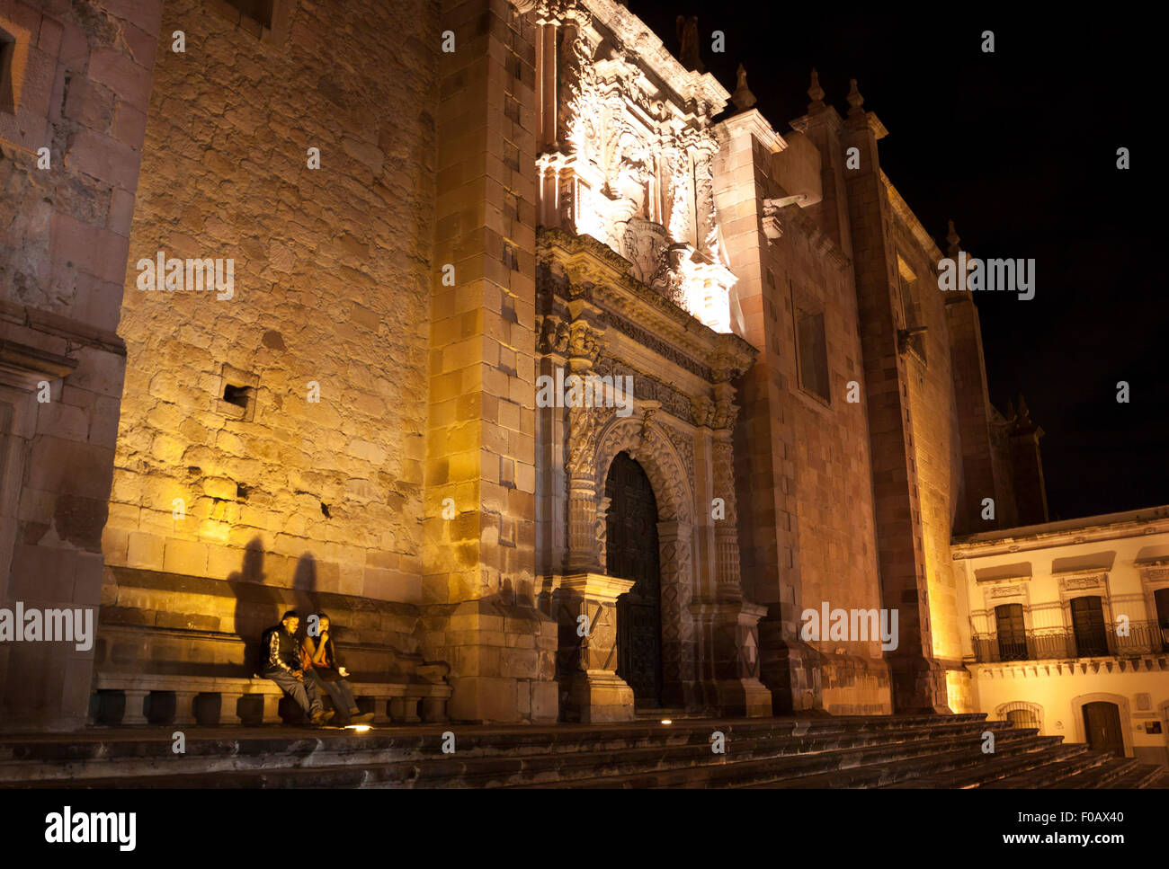 Iluminación de la catedral de la ciudad. Zacatecas, ZAC. México Foto de stock