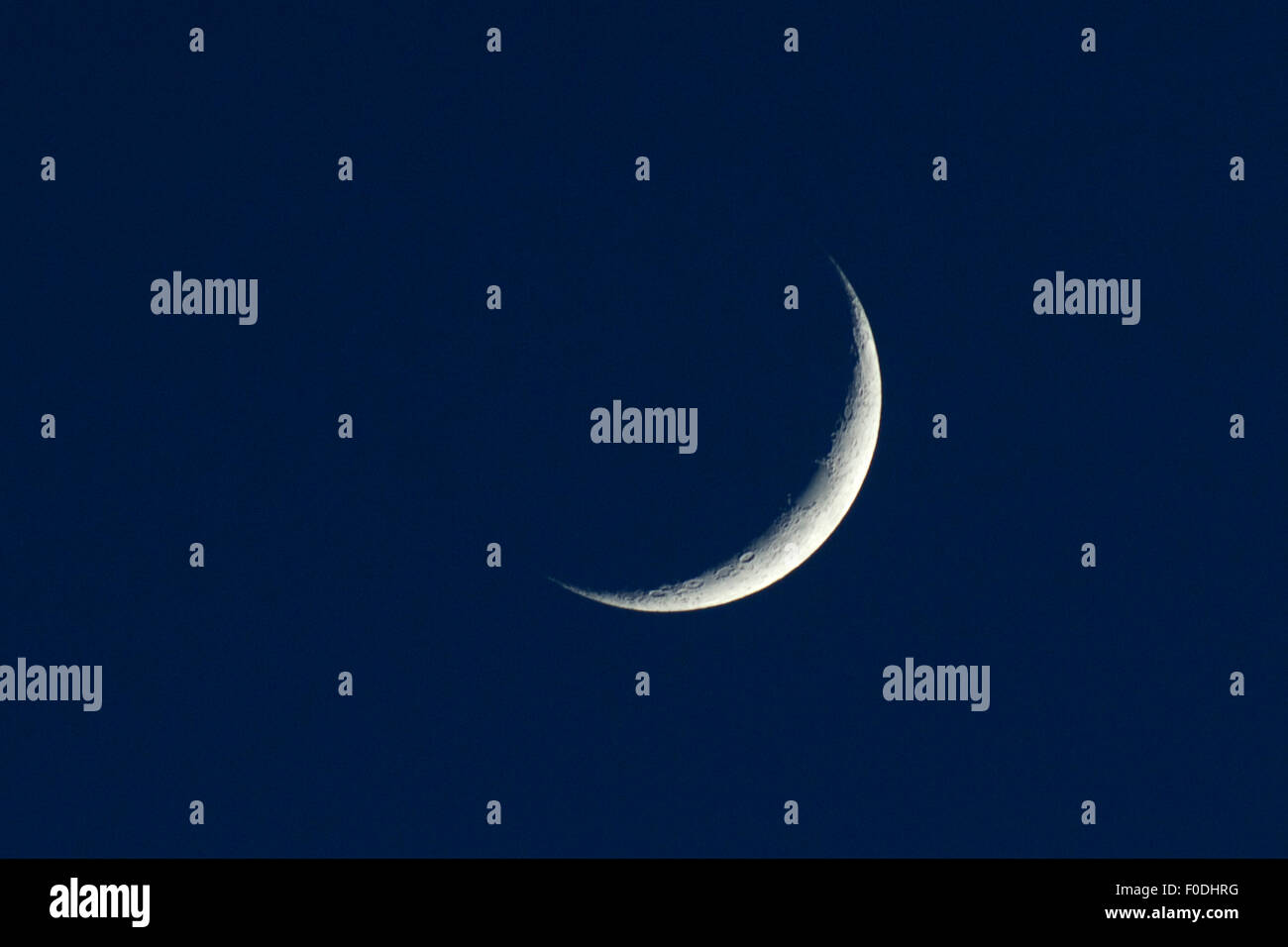 Zunehmender Mond, Mondsichel; Foto de stock