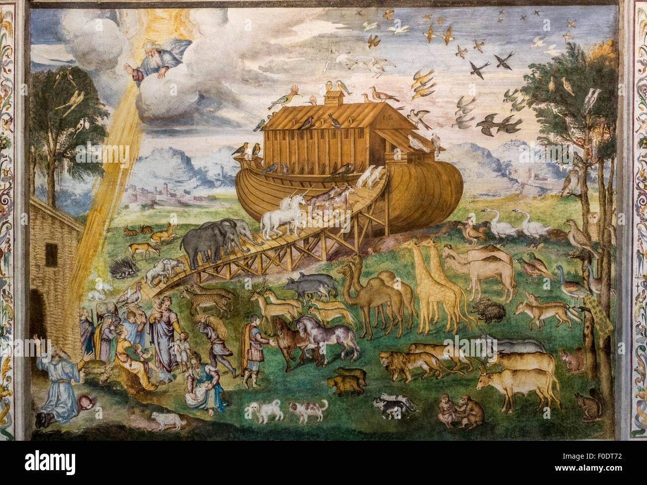 Noah's Ark friso en la Chiesa di San Maurizio al Monastero Maggiore, Milán Italia Foto de stock