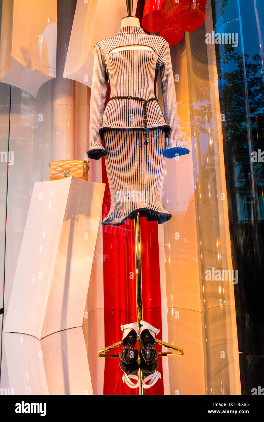 Frente de tienda de gucci fotograf as e im genes de alta