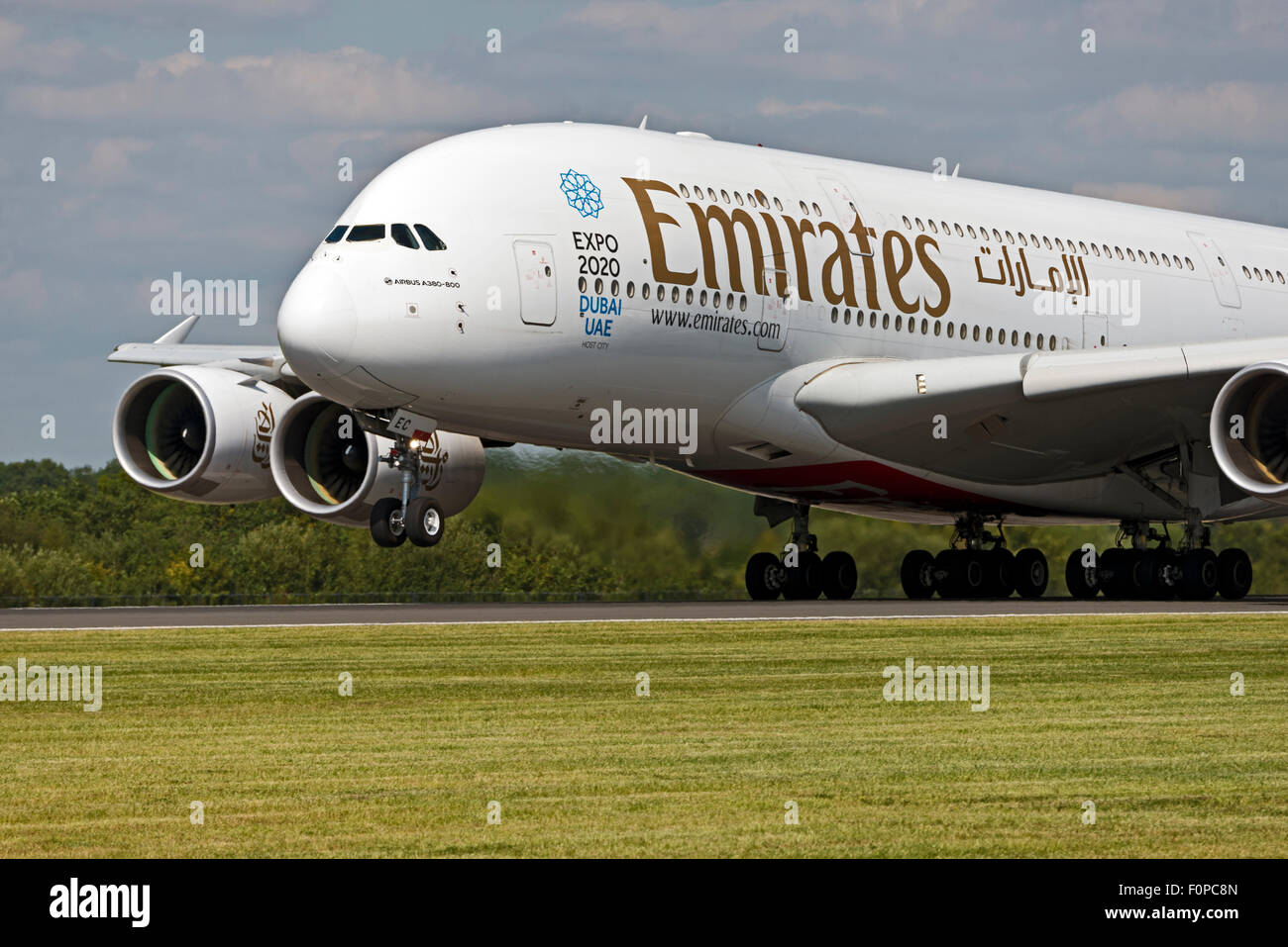 A6-CEE Emirates Airbus A380-800 Expo 2020 Dubi EAU Manchester Airport inglaterra rotación de salida Foto de stock