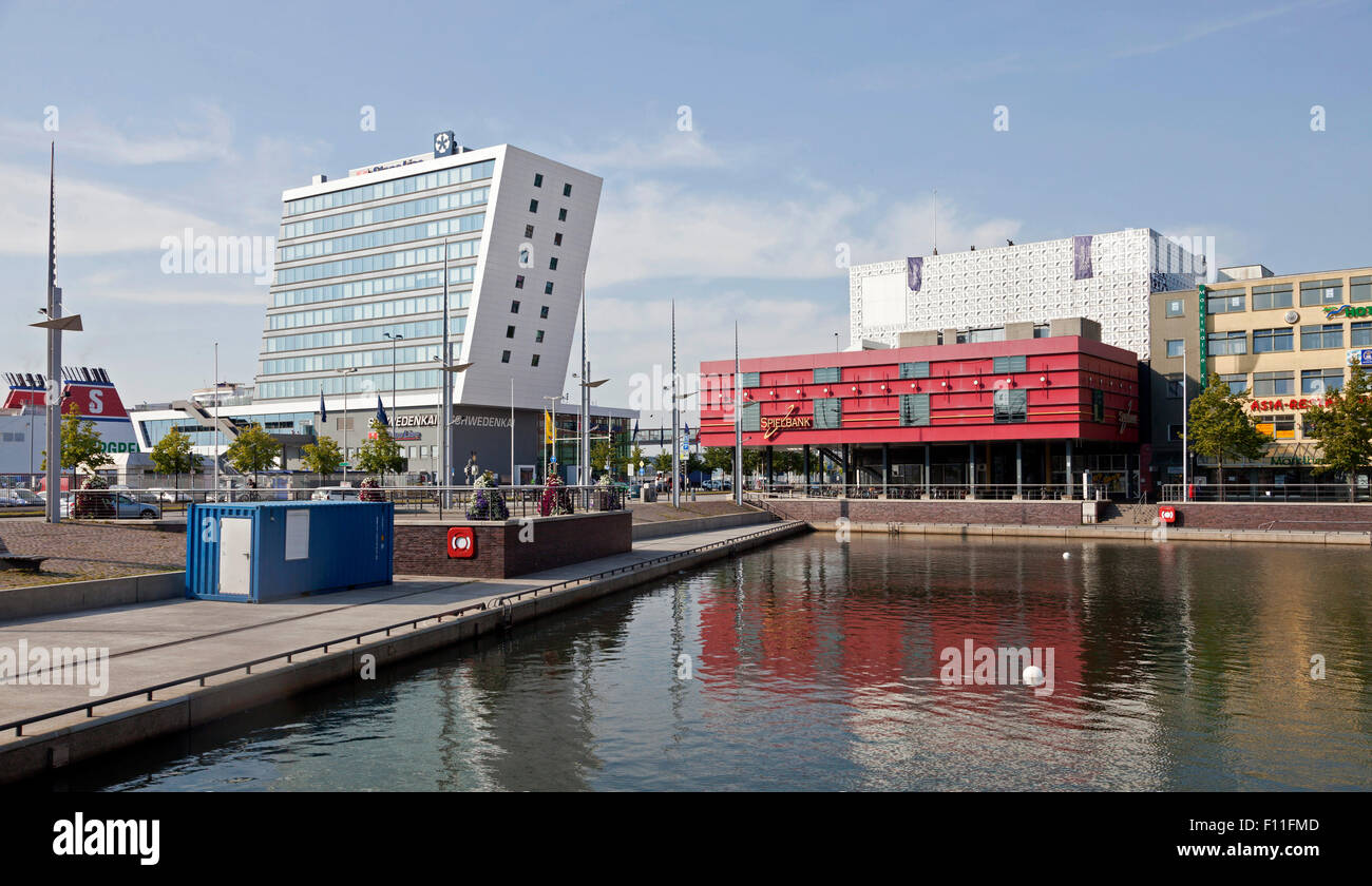 El Casino y el edificio de la Stena Line, Schwedenkai, Kiel, Schleswig-Holstein, Alemania Foto de stock