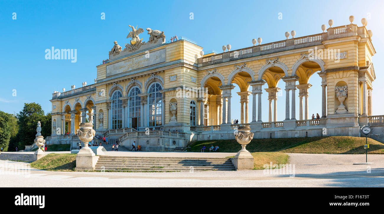 Gloriette Schonbrunn en Viena Foto de stock