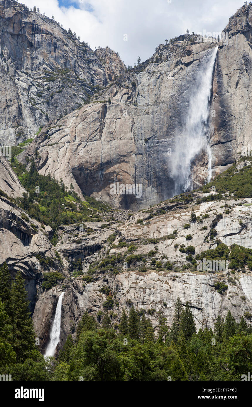 Cataratas de Yosemite, el Parque Nacional Yosemite, California, EE.UU. Foto de stock