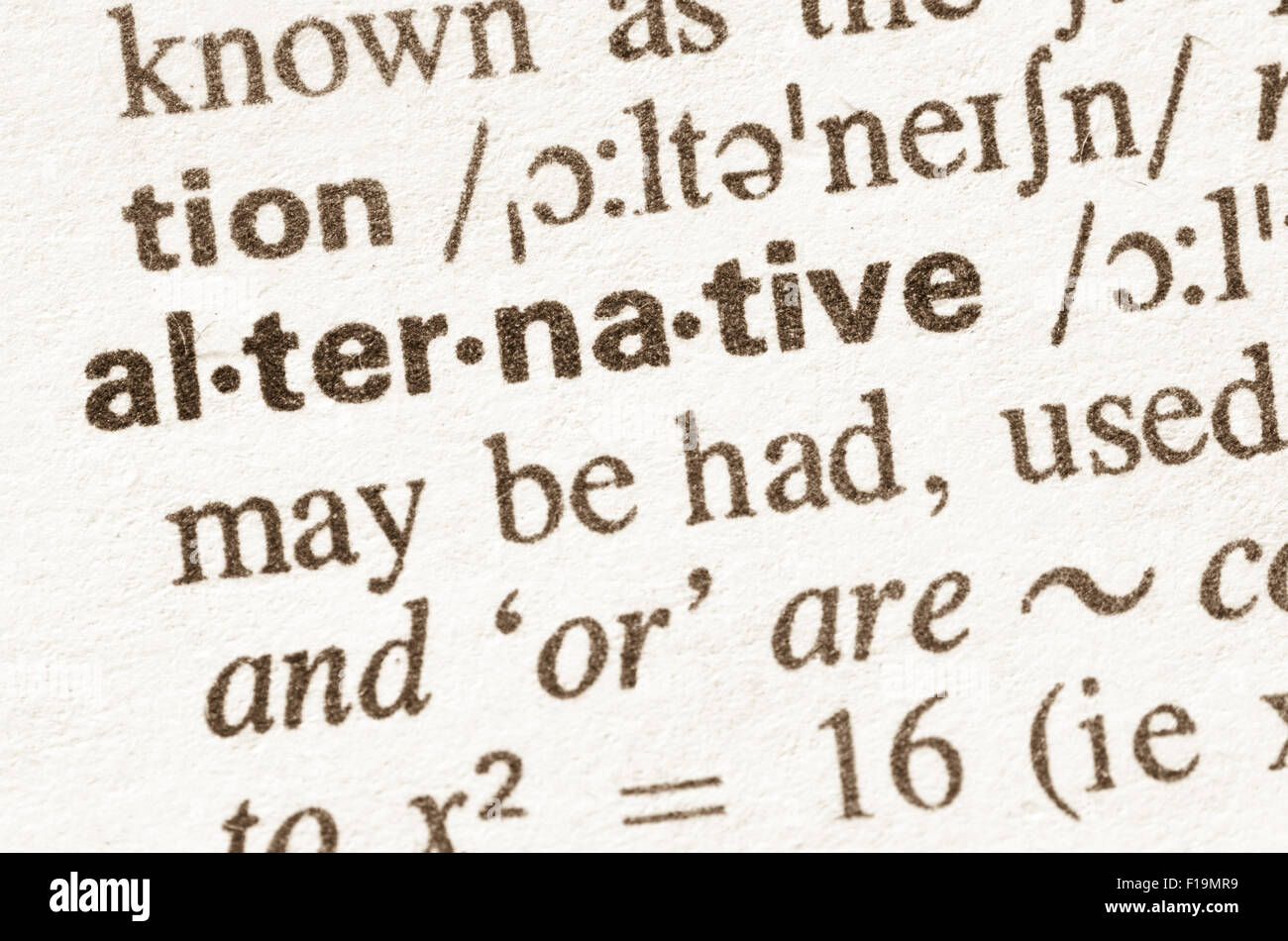 Definición de la palabra alternativa en el diccionario. Foto de stock