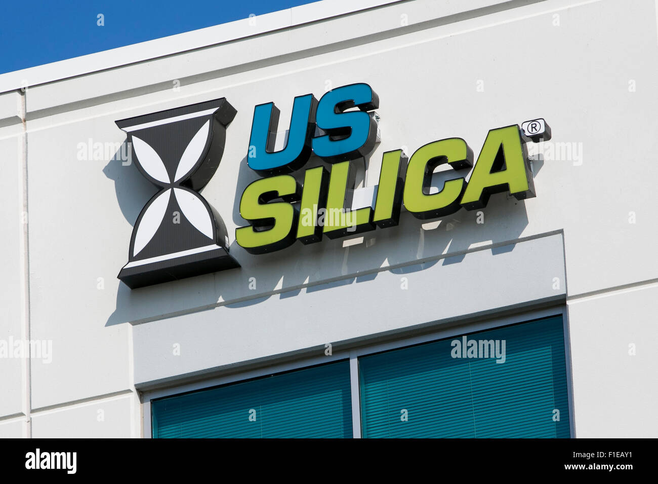 Un logotipo firmar fuera de la sede de EE.UU. Sílice en Frederick, Maryland, el 30 de agosto de 2015. Foto de stock