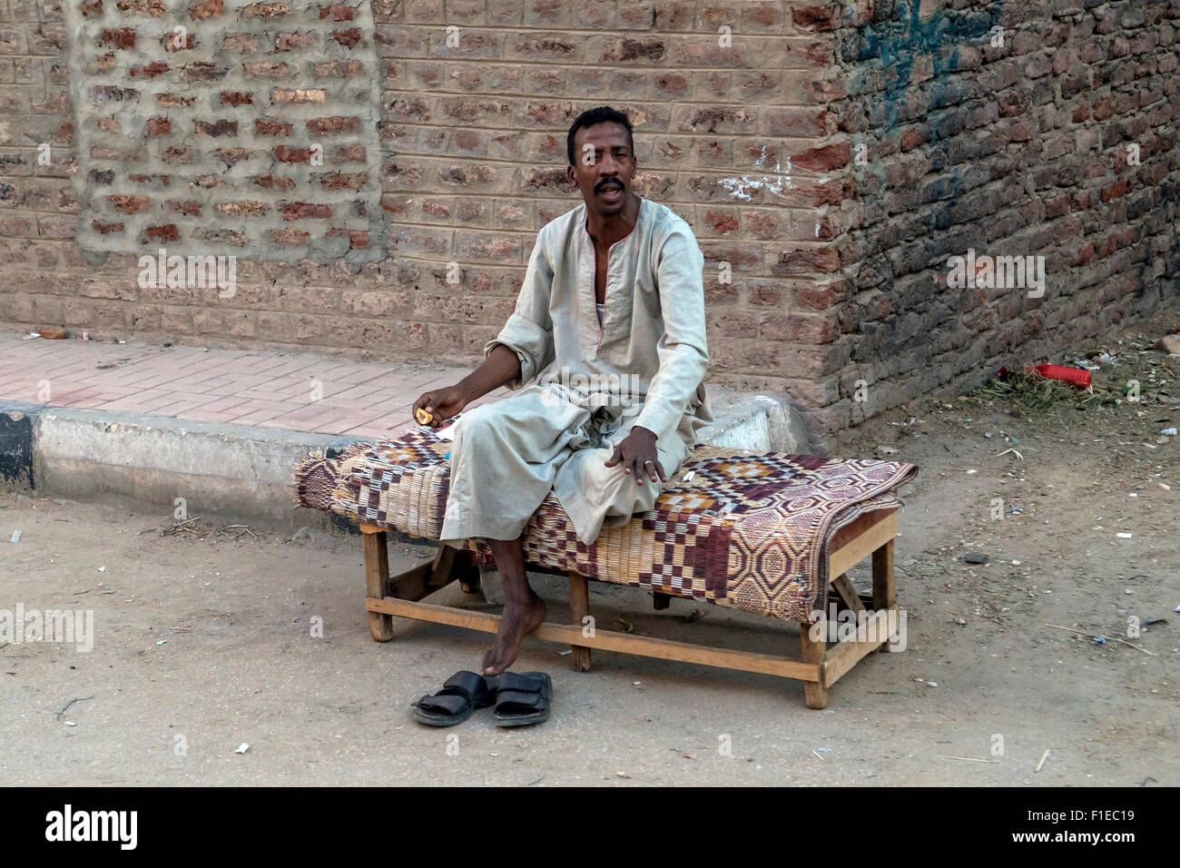 La vida en la calle, en Luxor, Egipto, África Foto de stock
