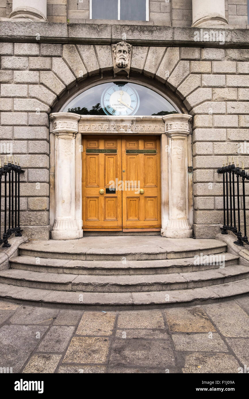 El Colegio de Cirujanos basándose en St Stephens Green, Dublín. Sede del Ejército ciudadano irlandés durante la Pascua de 1916 ri Foto de stock