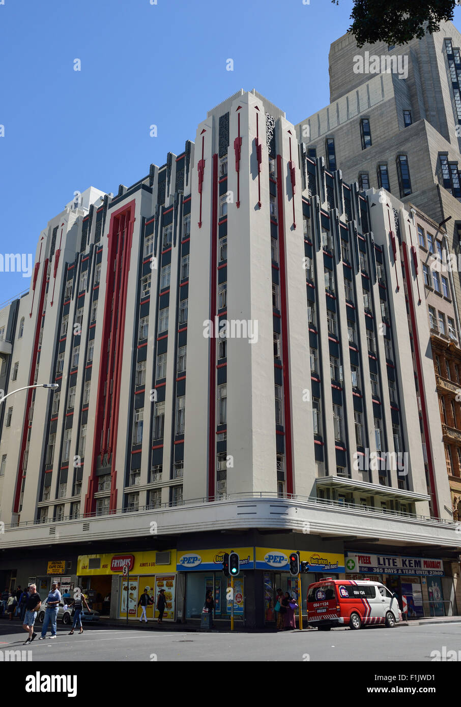 Scotts edificio Art Deco, la CNR. Darling y Plein calles, Ciudad del Cabo, en la provincia de Western Cape, Sudáfrica Foto de stock